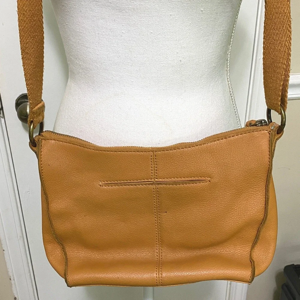 The Sak sak crossbody